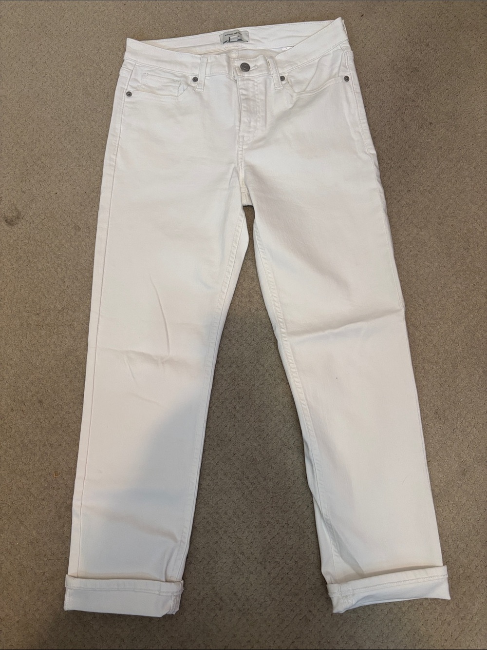 Banana Republic Women’s White  Straight-Leg Jeans Size 6